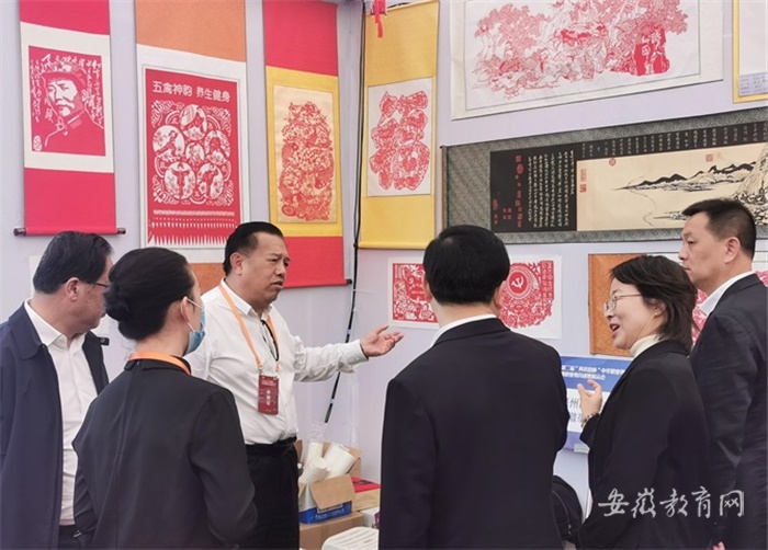 重庆展演7.jpg